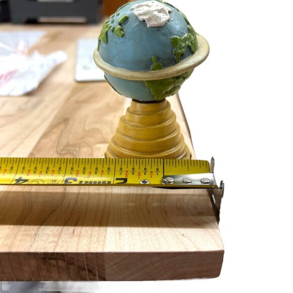 Fossil Collectors Club Around The World Globe Bobble Statue Advertising Display - Picture 9 of 9